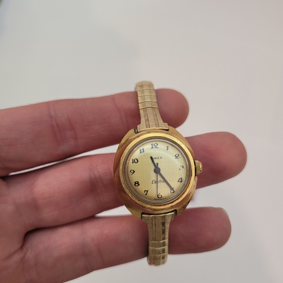 Timex Electric Watch Women Gold Filled Tone Oval Vintage‎ Expansion Band main image 4